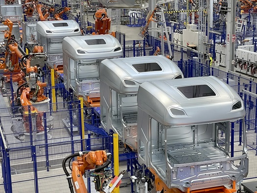 08-60-years-of-DAF-production-in-Belgium-Building-a-new-cab